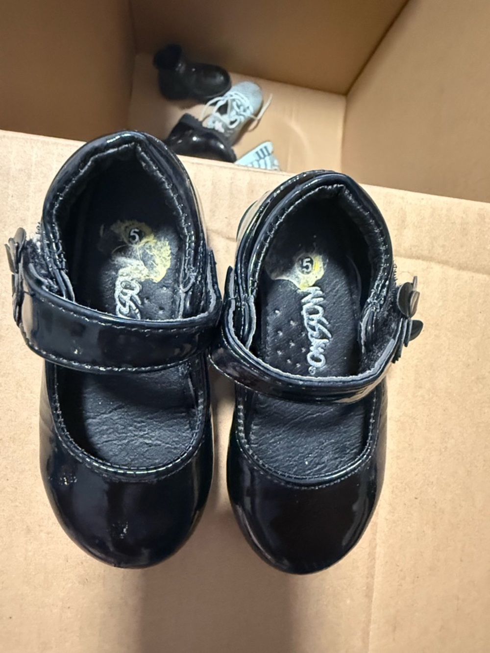 Girls Black Patent Mary Jane Dress Shoes with Adjustable Strap